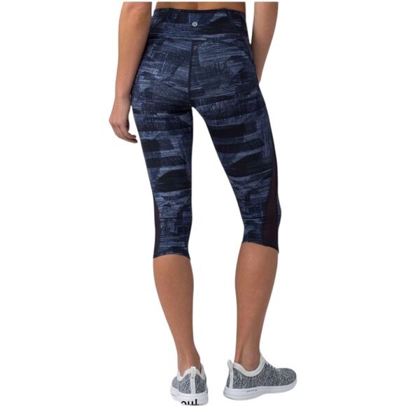 Lululemon Train Times Crop 17" Transition Multi Midnight Navy / Black Worn Once! - Picture 11 of 13